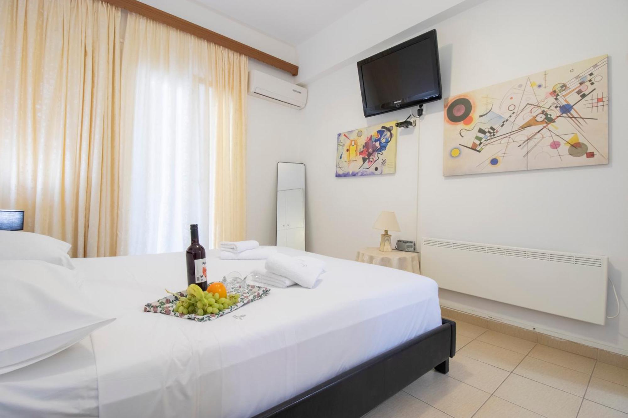 Local Apt Near City Lights 1 Apartment Heraklion  Ngoại thất bức ảnh